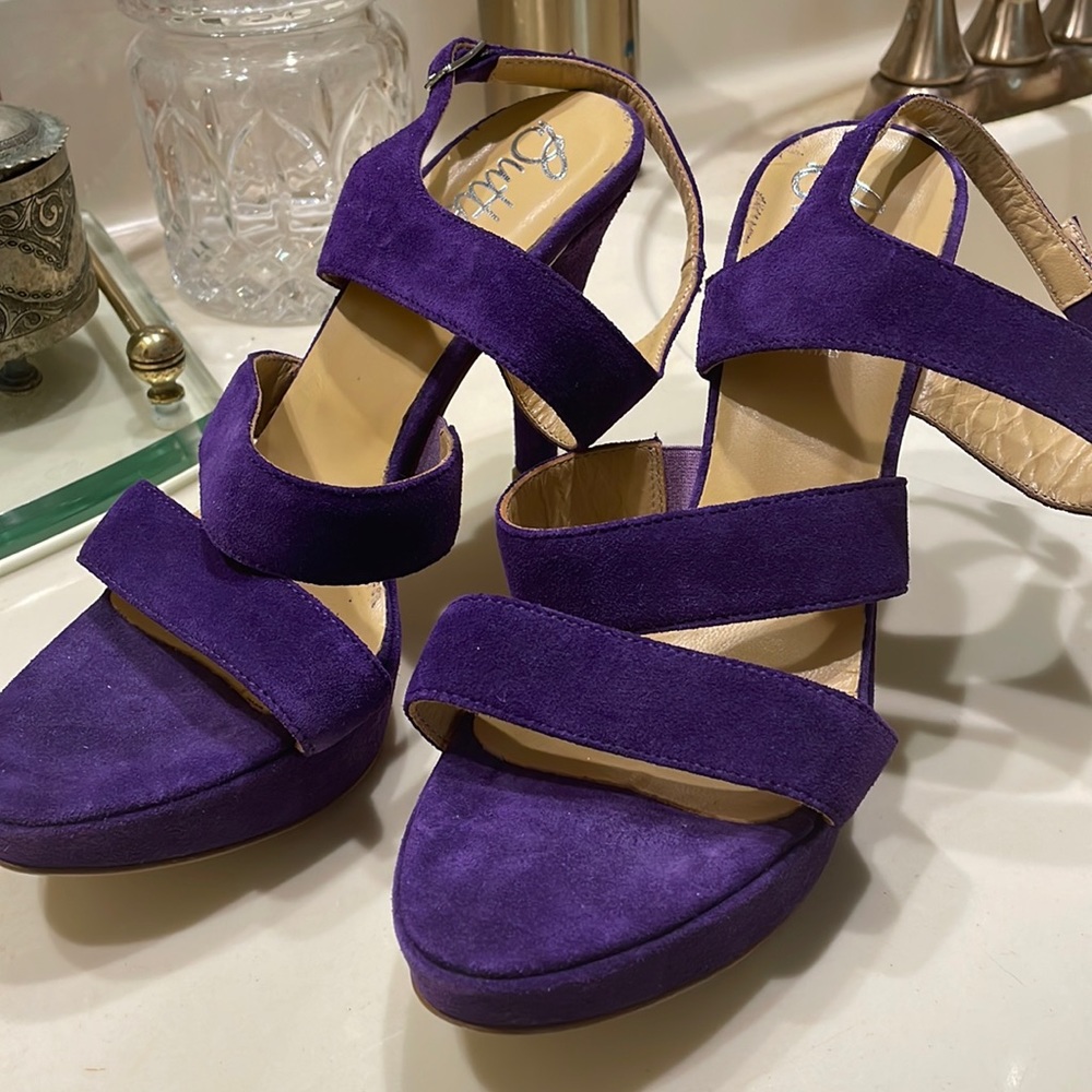 Butter suede leather shoes